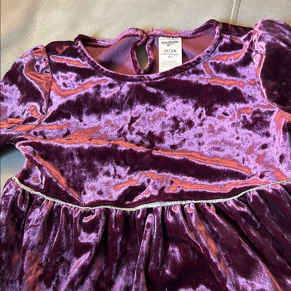 OshKosh B'gosh Velvet Kids Holiday Dress in Deep Purple 2t - Picture 3 of 3